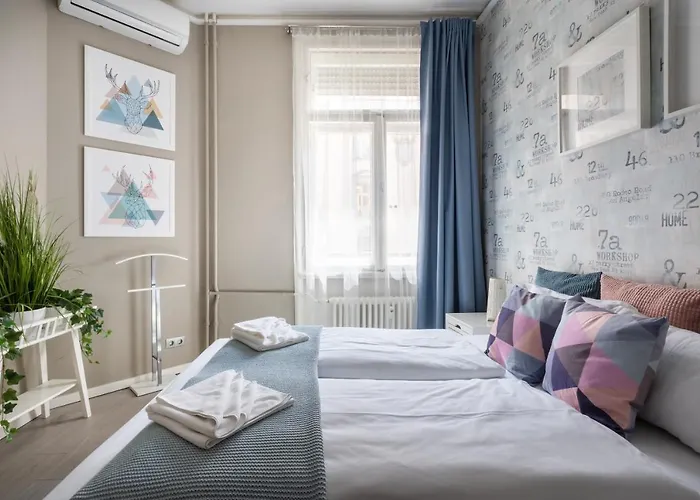 Bpr Chic Gem In The Heart Of The City
